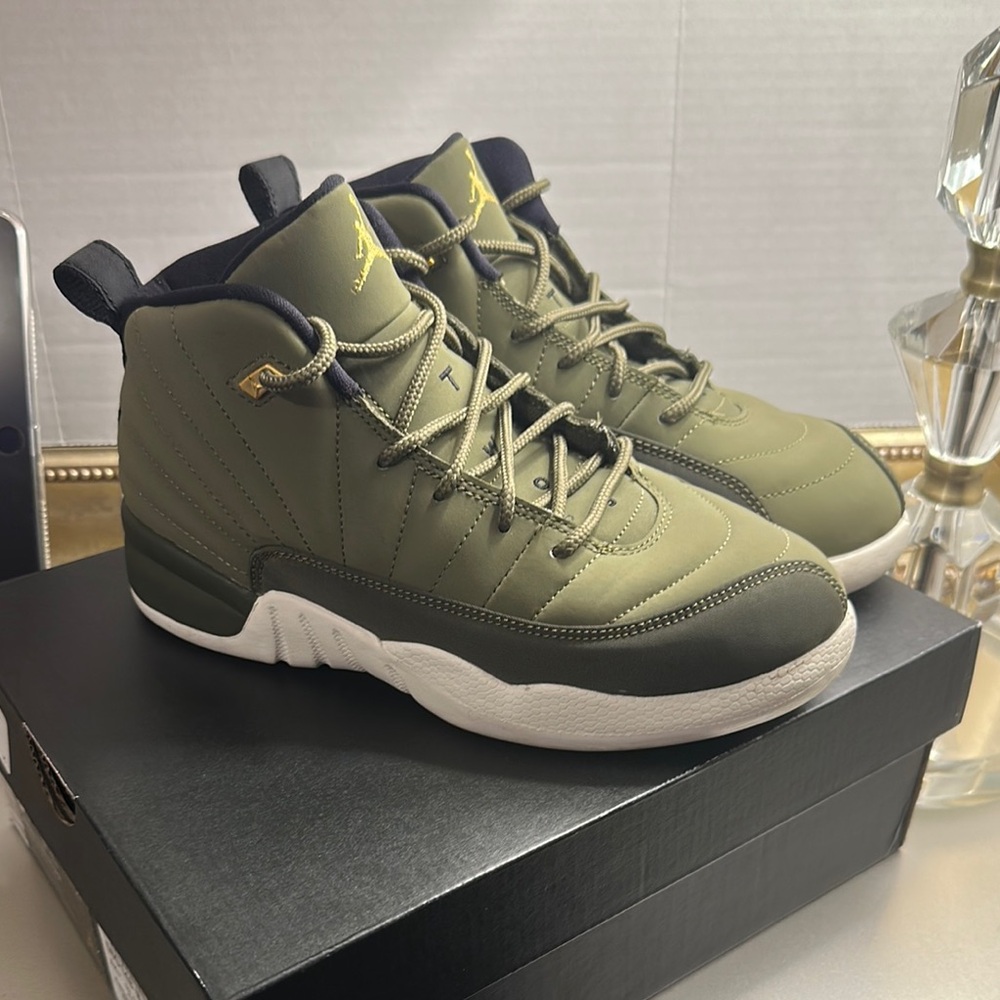 Jordan 12 Retro